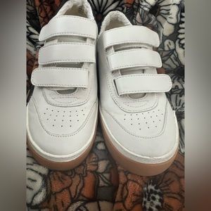 Dolce Vita Zyla Sneakers